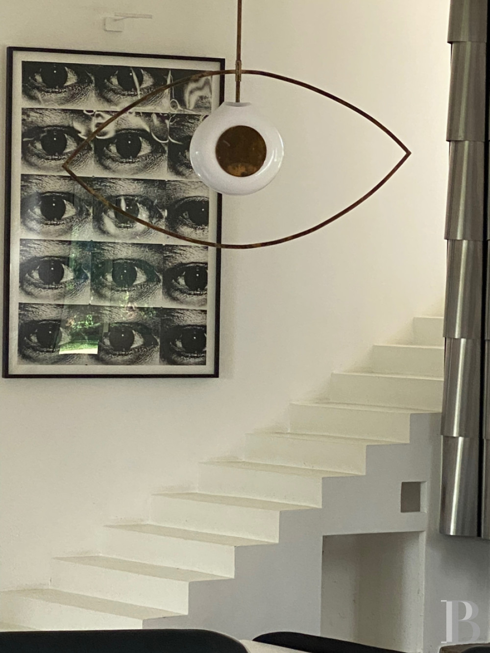 An architect-designed villa built in the 1970s near Arles, in Bouches-du-Rhône - photo  n°28